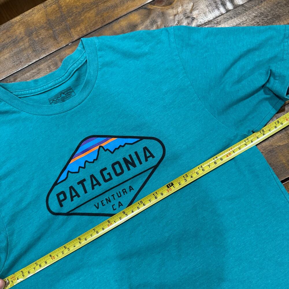 Patagonia Ventura Crest Slim Fit Fitz Roy Turquoise Blue Mens Short Sleeve Shirt - Picture 2 of 10